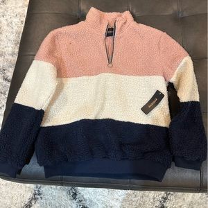 Women’s Pullover Jacket